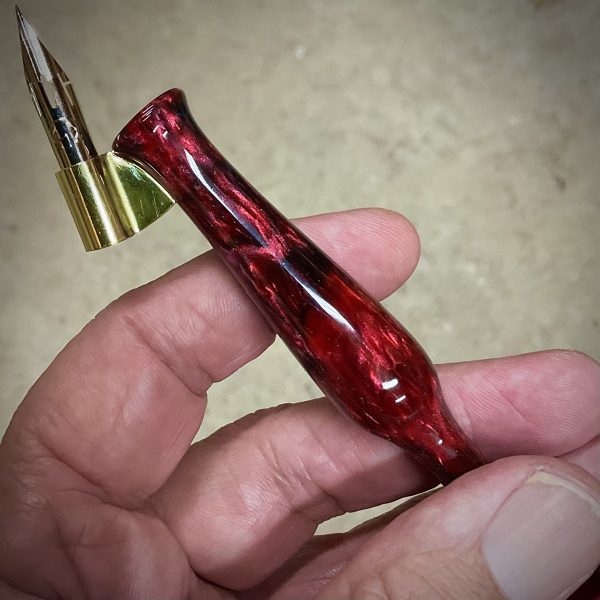 "The Dark Rose" Handmade Professional Calligraphy Pen (Oblique pen) - Image 3
