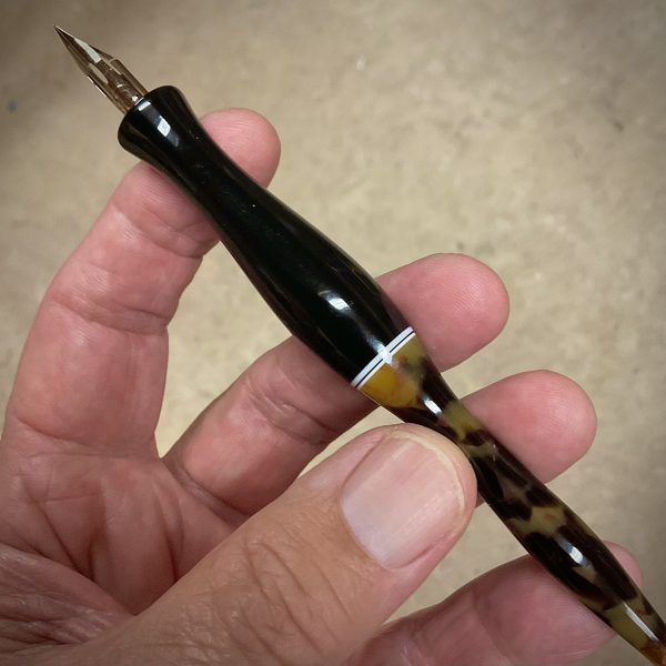 "Tortoise Shell" Handmade Calligraphy Pen (straight pen holder) - Image 2